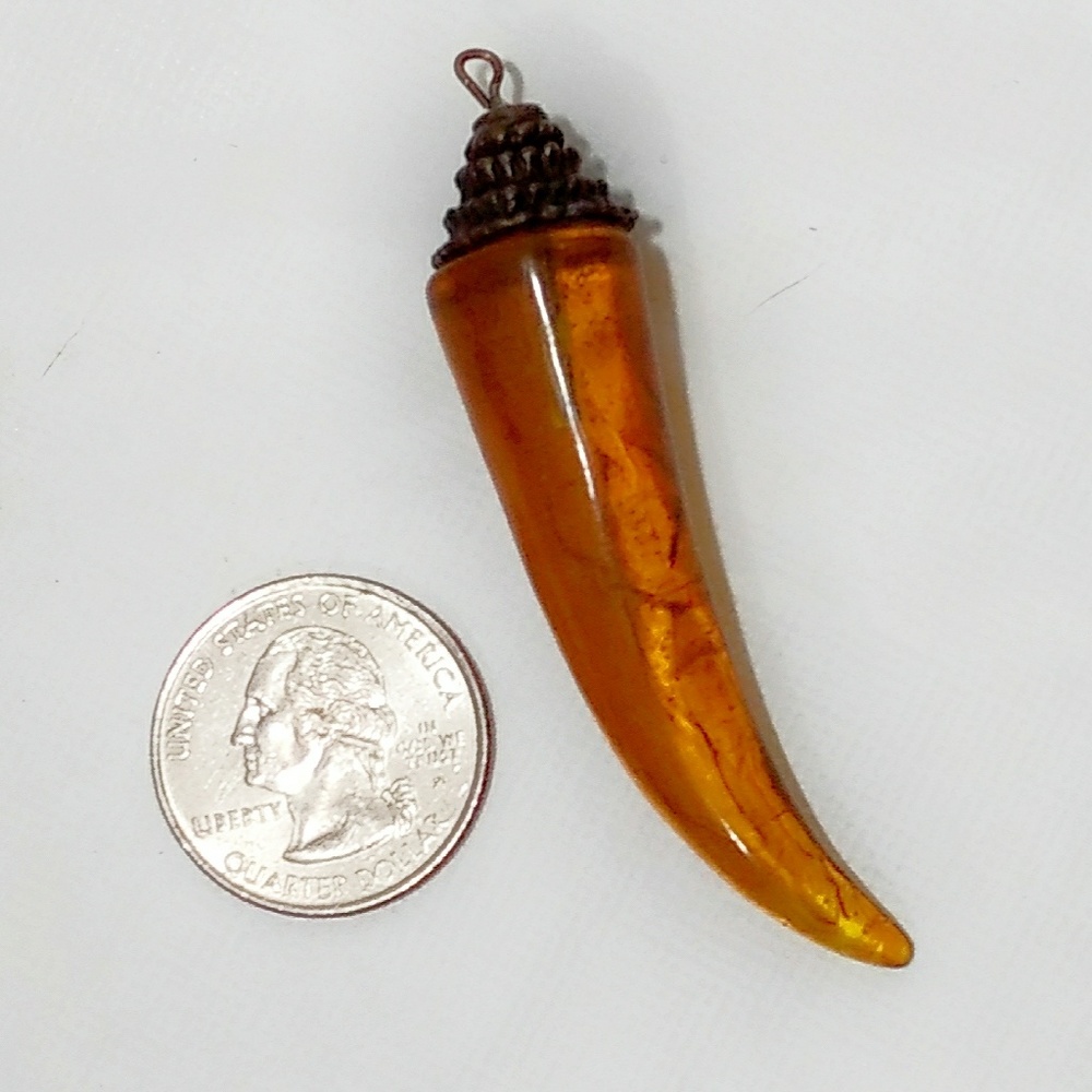 Vintage Unisex Baltic Amber Horn Pendant - Picture 5 of 5